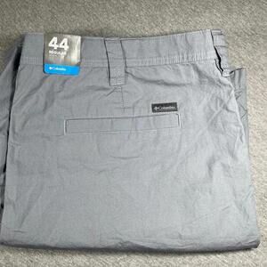 Columbia New With Tags Men's Size 44 Casual Regular Shorts Grey NWT Columbia